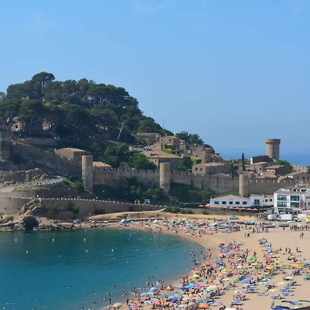 Pau Picasso Con Terraza Apartment Tossa de Mar